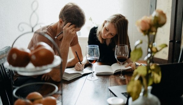 How To Write a Relationship Journal That Reignites the Flame and Creates Intimacy