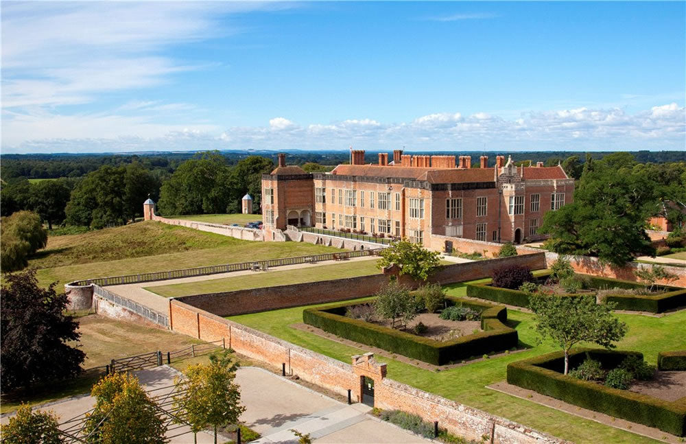 5 of the most palatial properties for sale in the UK right now