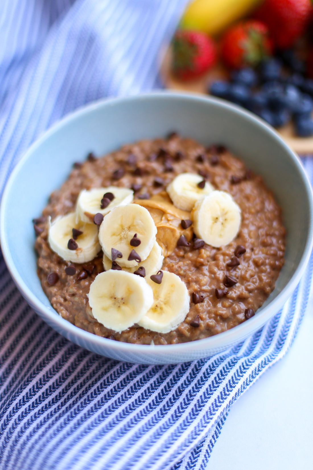 Peanut Butter Cup Steel Cut Oatmeal (in the Instant Pot)