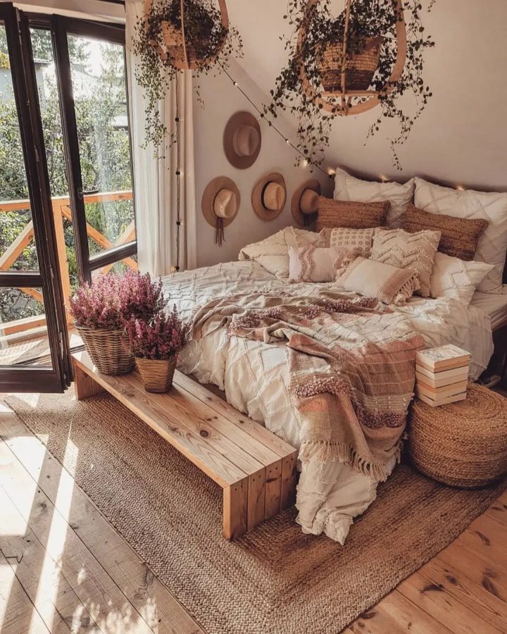 10 Ways To Create A Cozy Bedroom