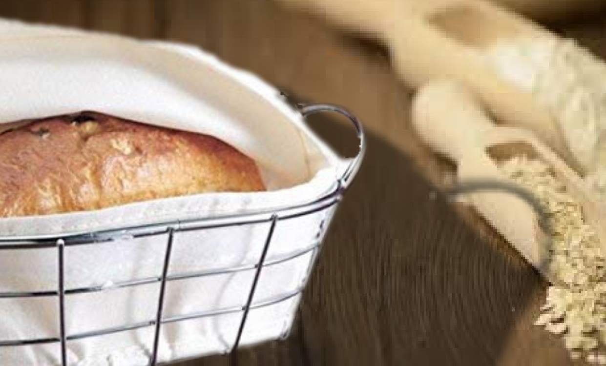 Best seller  oval metal wire bread box fruit basket for baguette sourdough food pantry basket kitchen storage and counter display restaurant quality metal basket with linen material insert